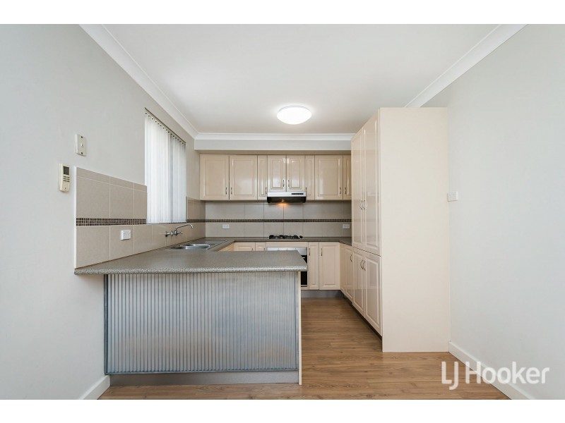 14 Currawong Way, Thornlie WA 6108