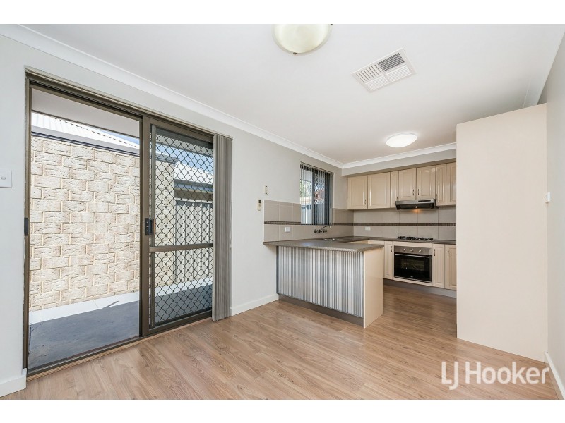 14 Currawong Way, Thornlie WA 6108
