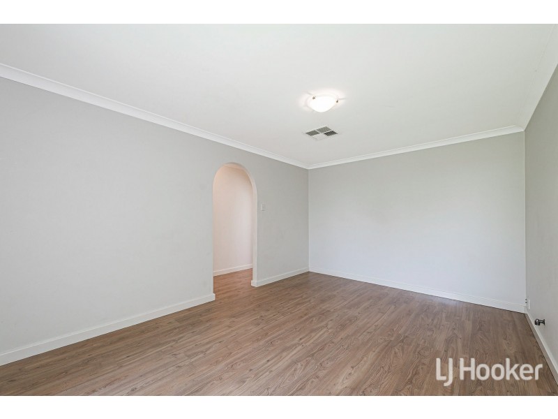 14 Currawong Way, Thornlie WA 6108