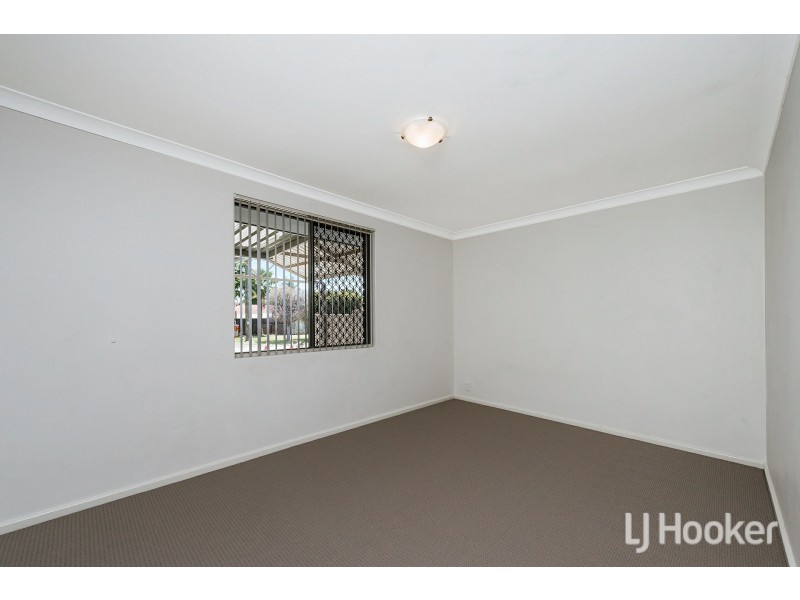 14 Currawong Way, Thornlie WA 6108