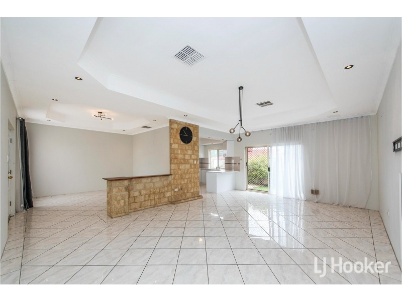 24A Spring Road, Thornlie WA 6108