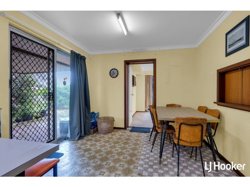 103 Carisbrooke Street, Maddington WA 6109