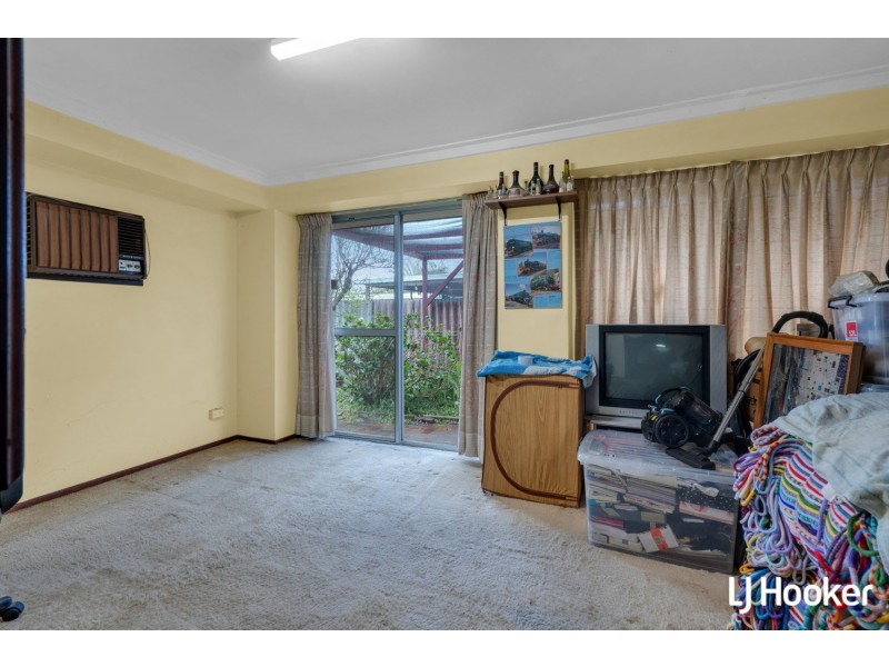 103 Carisbrooke Street, Maddington WA 6109