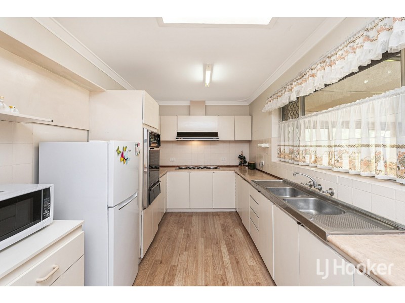 25 Camberley Street, Thornlie WA 6108