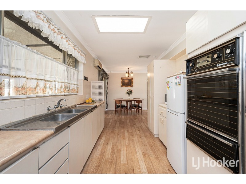25 Camberley Street, Thornlie WA 6108