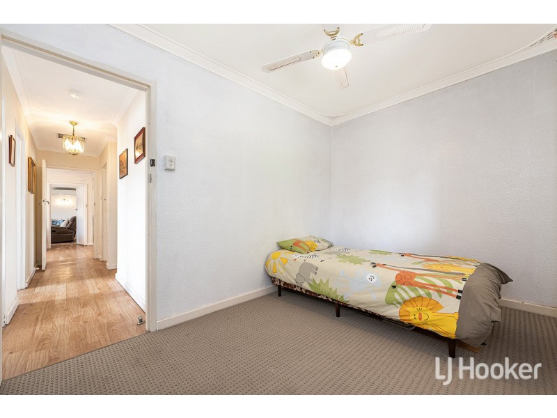 25 Camberley Street, Thornlie WA 6108