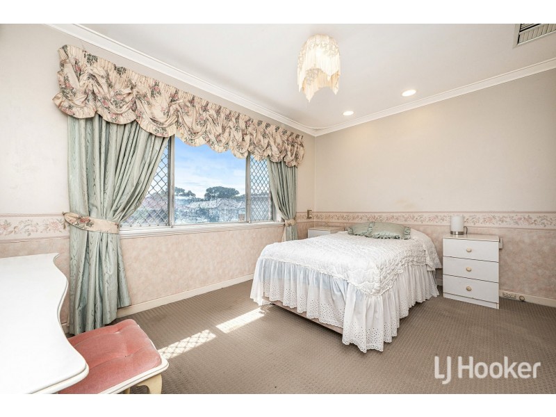 25 Camberley Street, Thornlie WA 6108