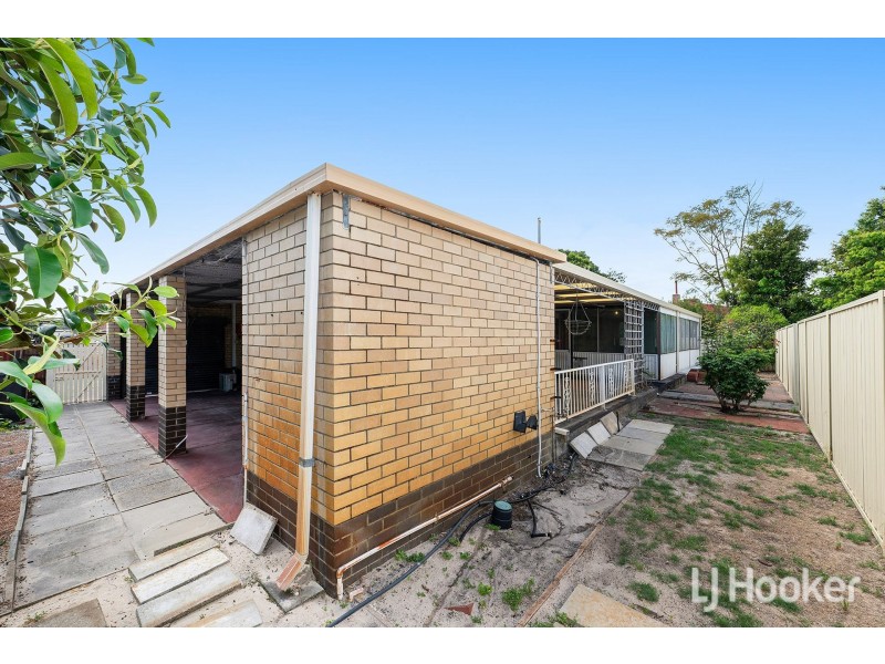 25 Camberley Street, Thornlie WA 6108