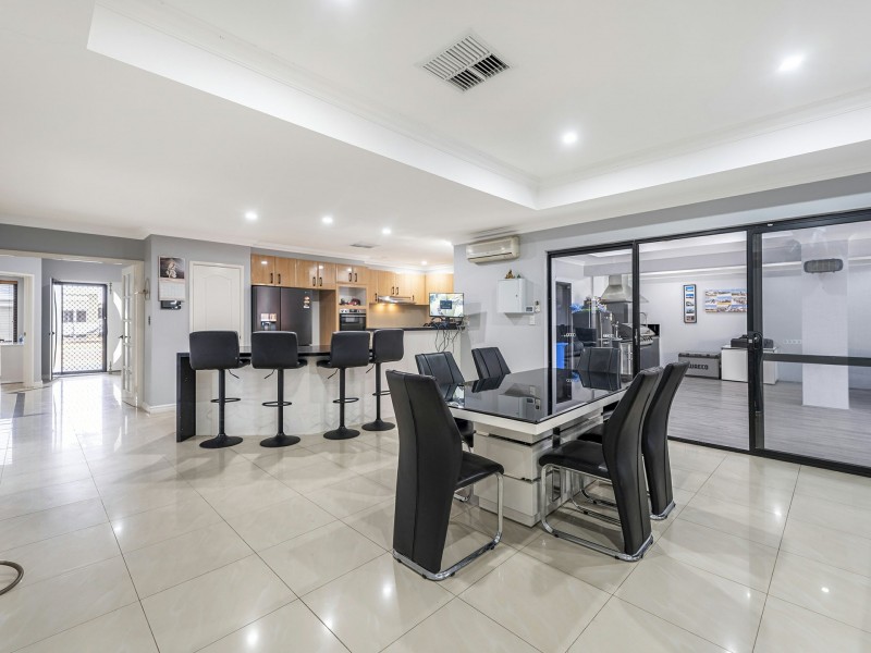 15 Stills Avenue, Harrisdale WA 6112