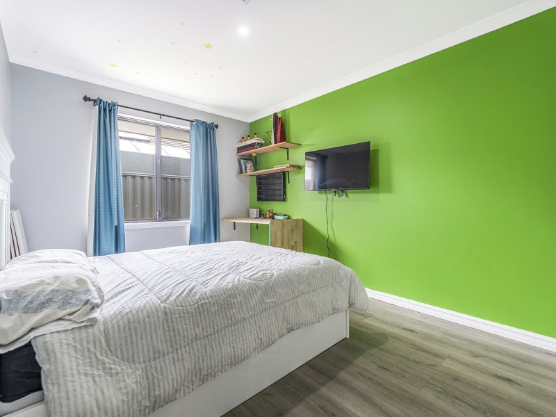 15 Stills Avenue, Harrisdale WA 6112