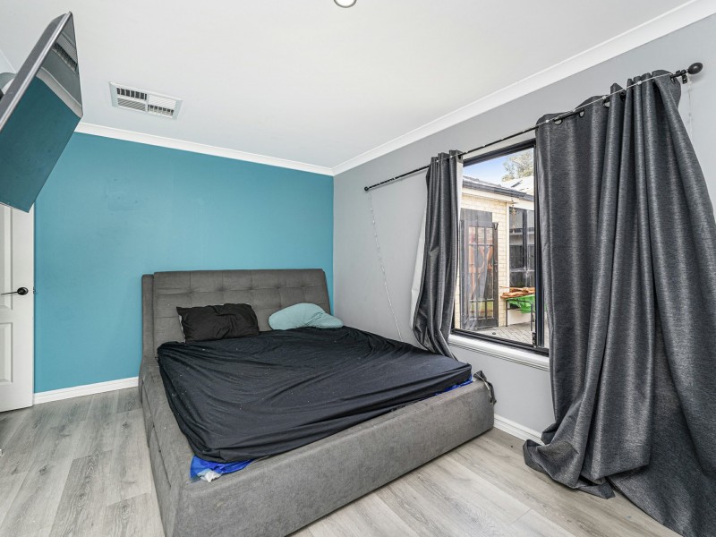 15 Stills Avenue, Harrisdale WA 6112