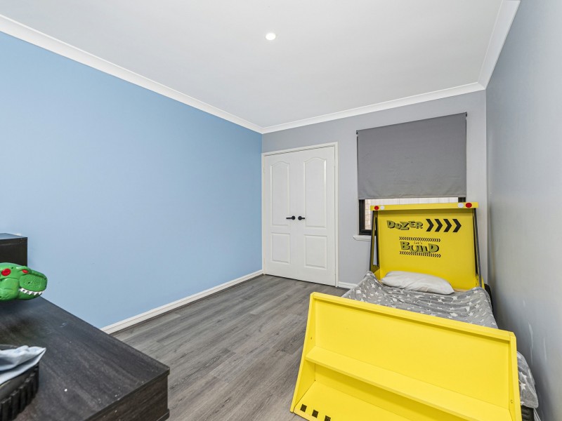 15 Stills Avenue, Harrisdale WA 6112