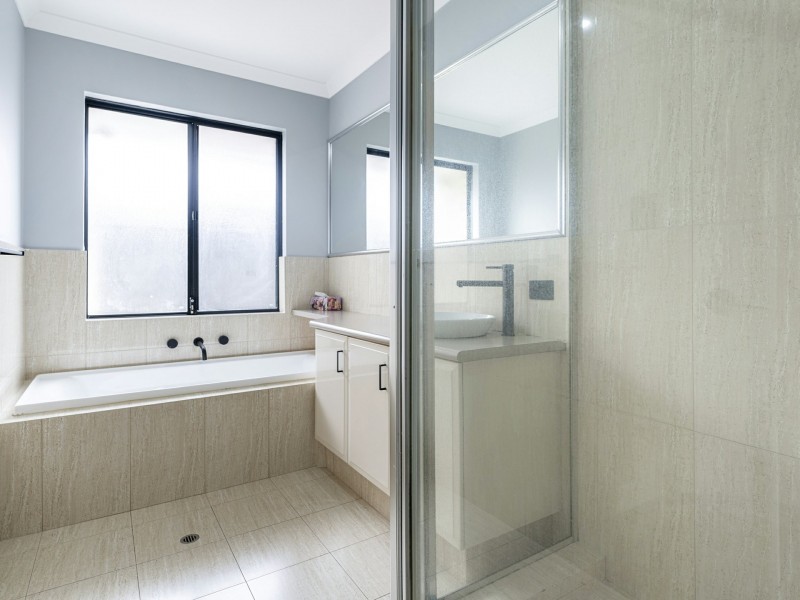 15 Stills Avenue, Harrisdale WA 6112