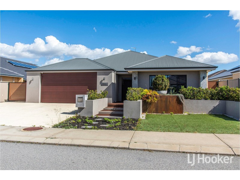 9 Calamocha Way, Piara Waters WA 6112