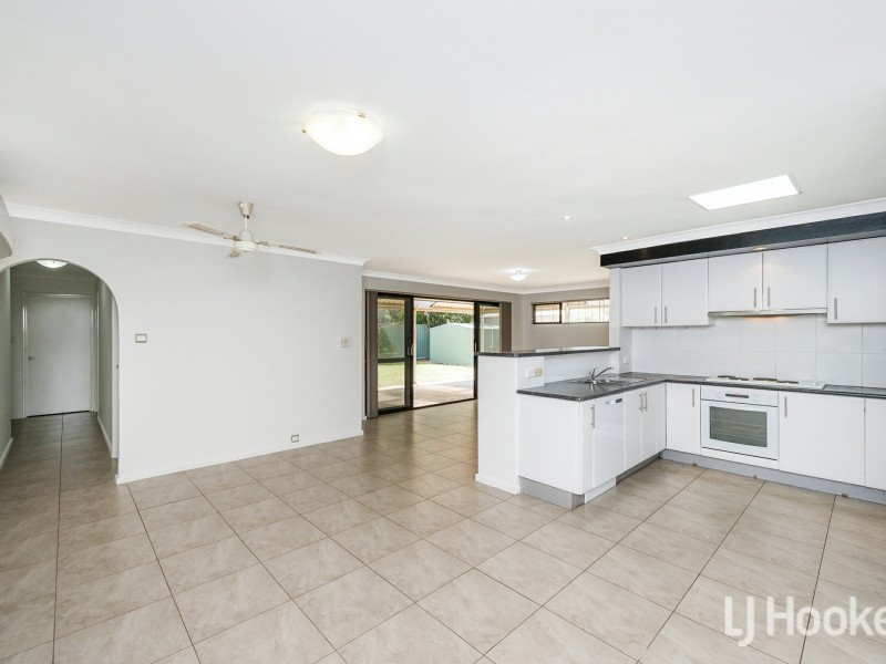 17 Fagence Way, Thornlie WA 6108