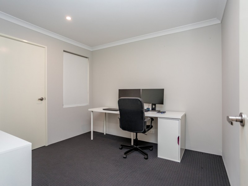 25 Lafayette Avenue, Harrisdale WA 6112