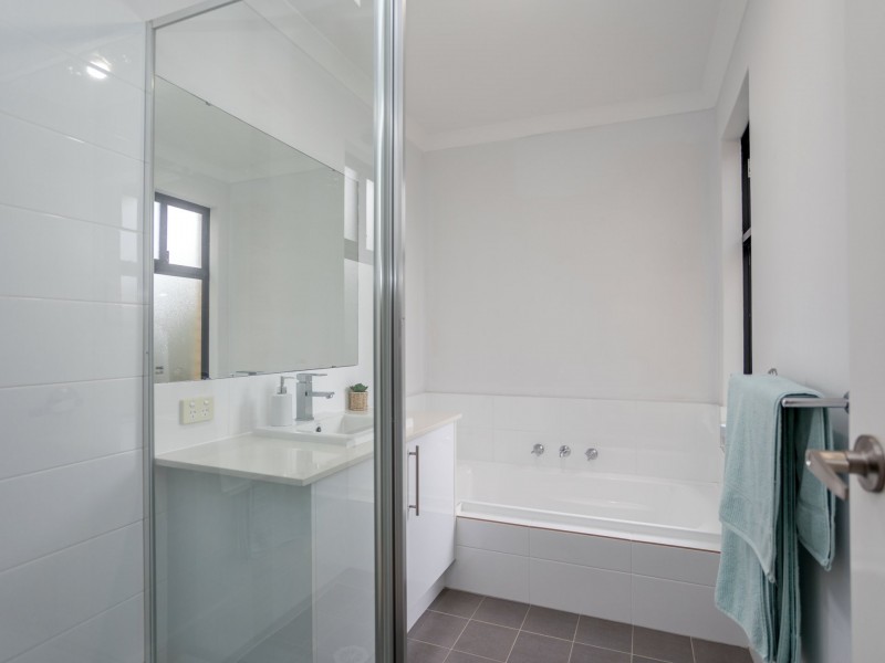 25 Lafayette Avenue, Harrisdale WA 6112