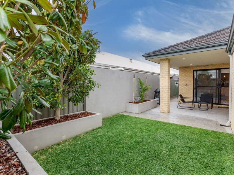 25 Lafayette Avenue, Harrisdale WA 6112