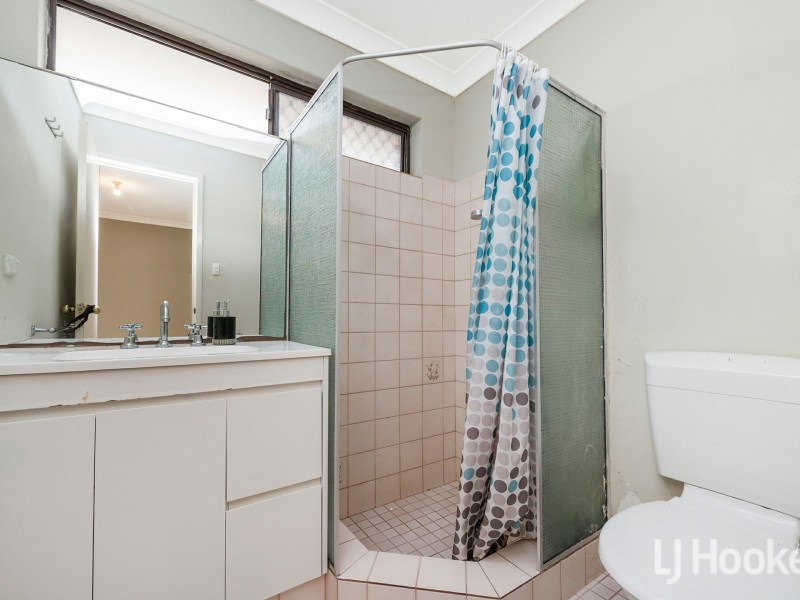 10 Hube Court, Huntingdale WA 6110