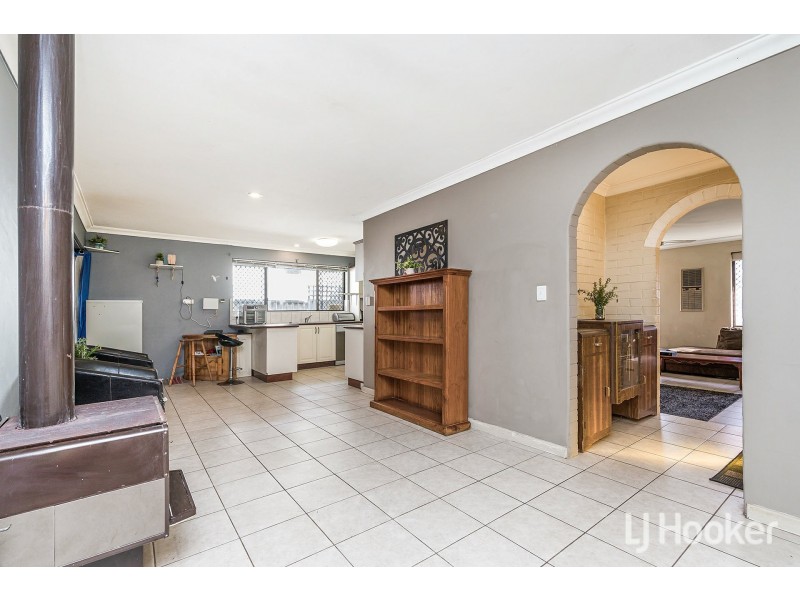19 Toongabbie Way, Armadale WA 6112