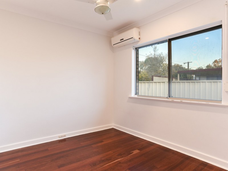 2 Earls Court, Thornlie WA 6108