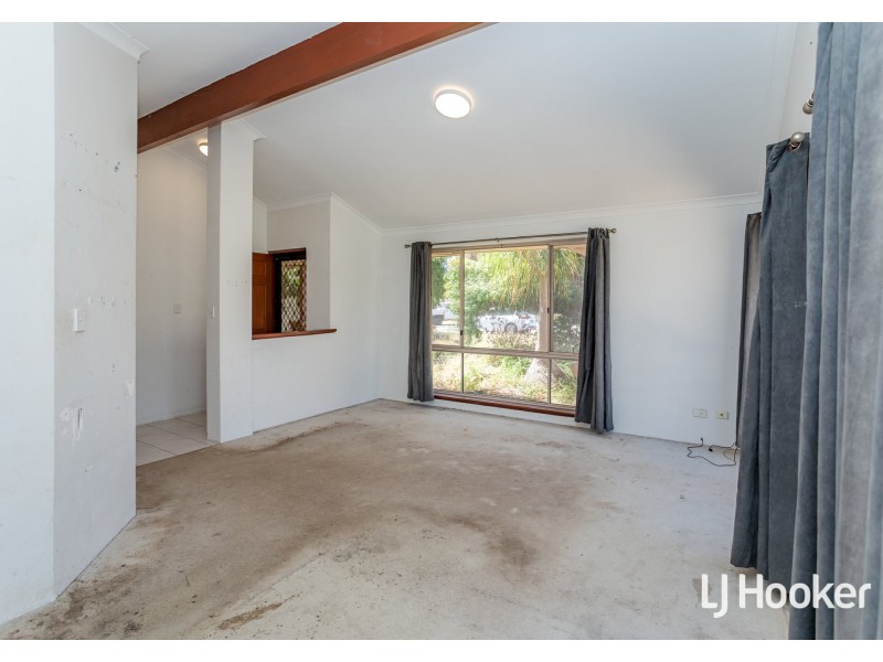 17 Honeyeater Glade, Huntingdale WA 6110