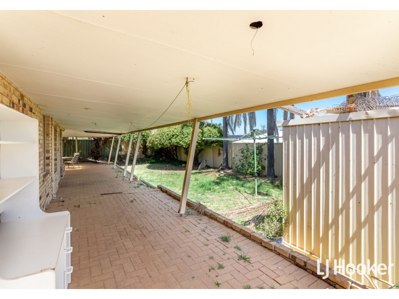 17 Honeyeater Glade, Huntingdale WA 6110