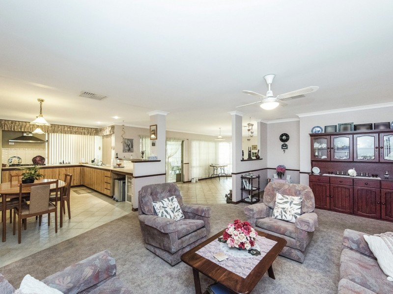 111 Forest Crescent, Thornlie WA 6108