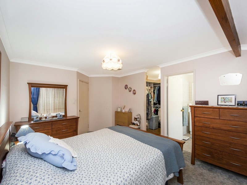 111 Forest Crescent, Thornlie WA 6108