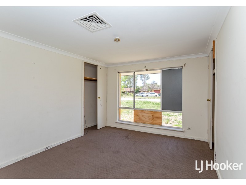 2 Watling Avenue, Lynwood WA 6147