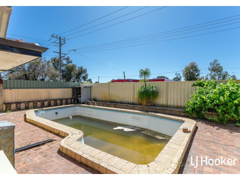 2 Watling Avenue, Lynwood WA 6147