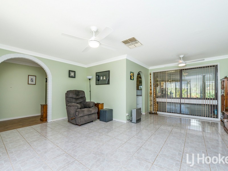 11 Serena Grove, Mount Nasura WA 6112