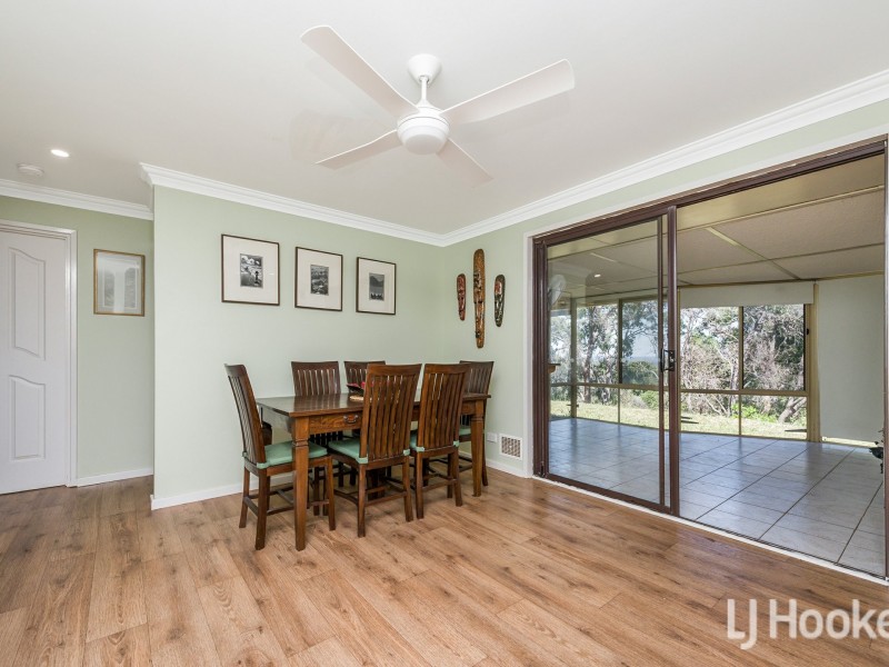 11 Serena Grove, Mount Nasura WA 6112
