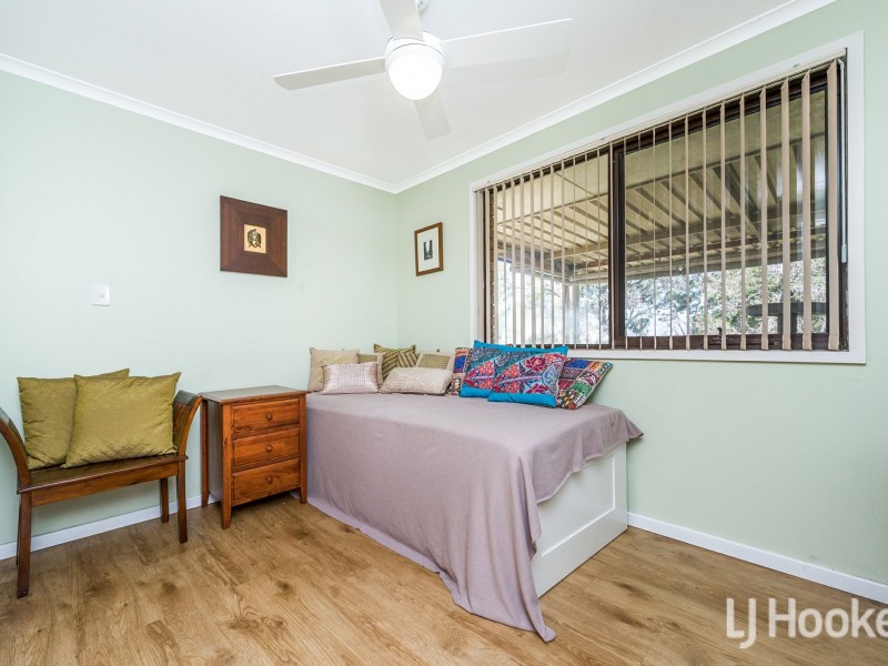 11 Serena Grove, Mount Nasura WA 6112