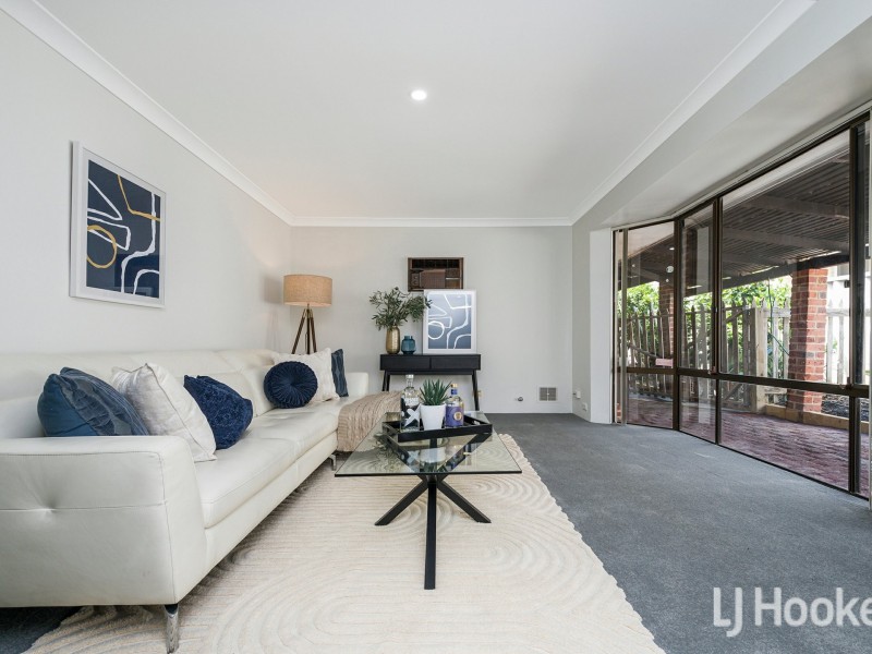 10 Wattle Way, Huntingdale WA 6110