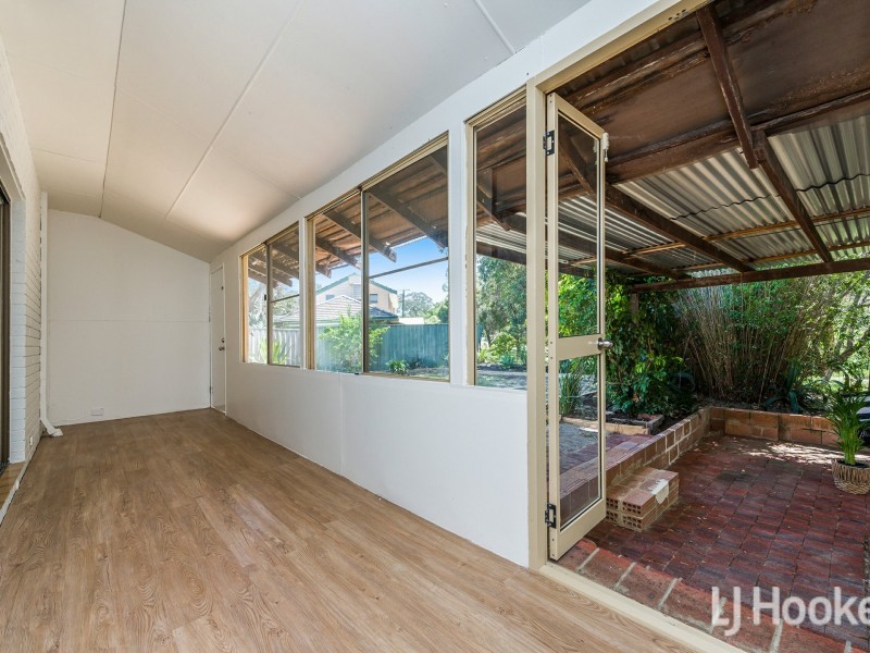 10 Wattle Way, Huntingdale WA 6110