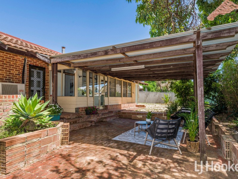 10 Wattle Way, Huntingdale WA 6110