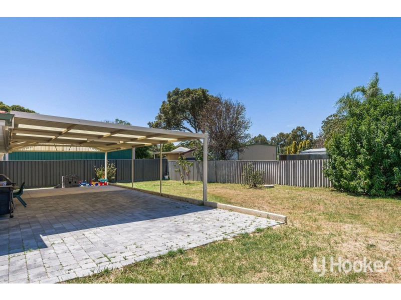 7 Watsonia Street, Maddington WA 6109