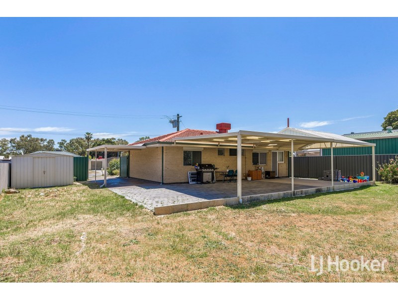 7 Watsonia Street, Maddington WA 6109