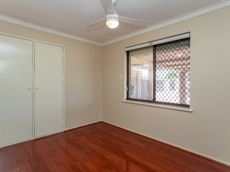 6 Shillington Way, Thornlie WA 6108