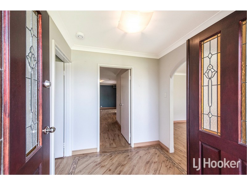 11 Toora Place, Cooloongup WA 6168