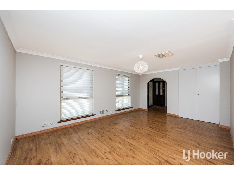 11 Toora Place, Cooloongup WA 6168