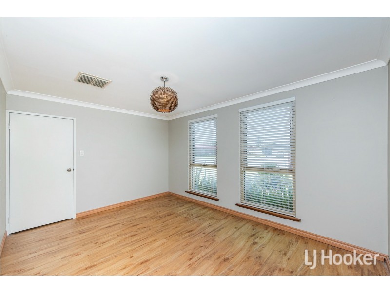 11 Toora Place, Cooloongup WA 6168