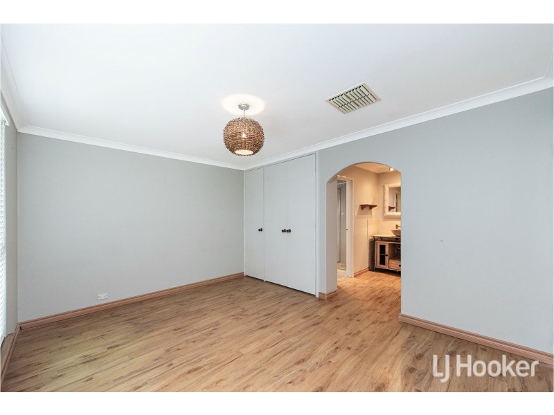 11 Toora Place, Cooloongup WA 6168