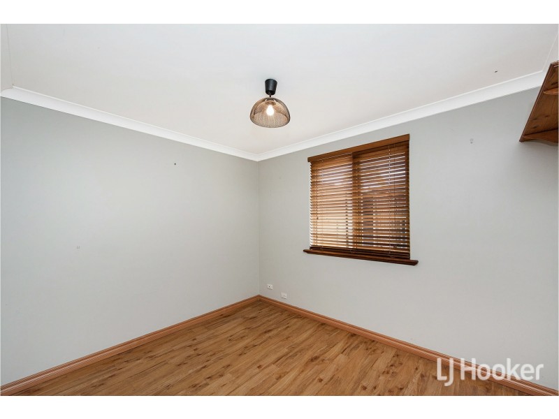 11 Toora Place, Cooloongup WA 6168
