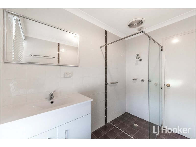 11 Toora Place, Cooloongup WA 6168