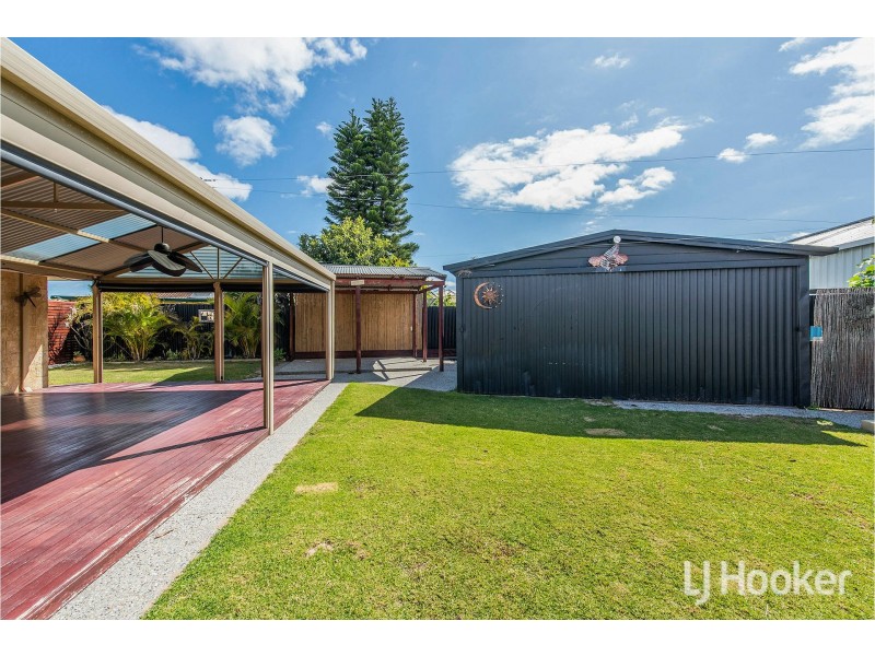 11 Toora Place, Cooloongup WA 6168