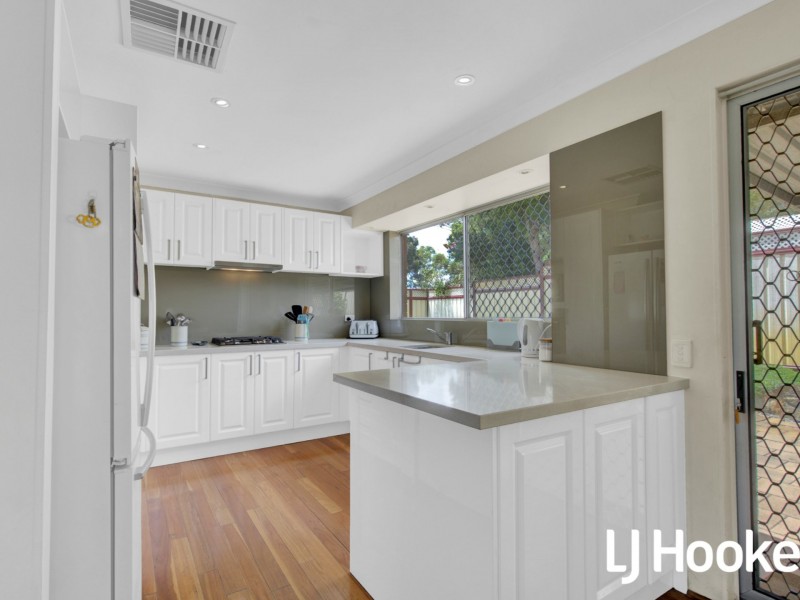 11 Prescott Drive, Gosnells WA 6110