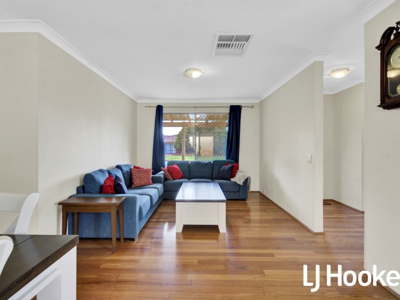 11 Prescott Drive, Gosnells WA 6110