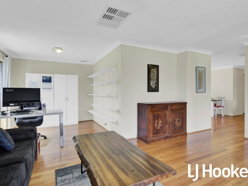 11 Prescott Drive, Gosnells WA 6110